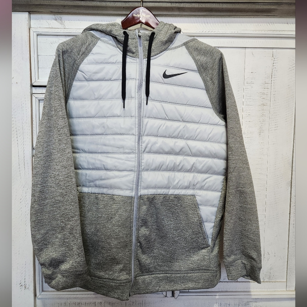 NWOT nike jacket size XL
